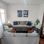 Rent 4 bedroom apartment of 150 m² in València