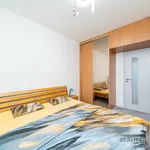 Rent 3 bedroom apartment of 88 m² in Olomouc