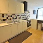 Rent 4 bedroom house of 99 m² in Wokingham