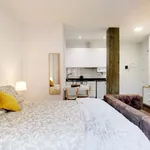 Rent 1 bedroom apartment of 33 m² in madrid