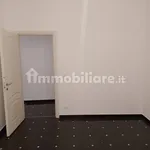 Rent 4 bedroom apartment of 125 m² in Genoa