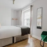 Rent 1 bedroom flat of 390 m² in London