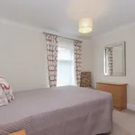 Rent 3 bedroom flat in Oxford