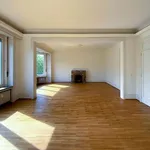 Rent 3 bedroom apartment in Brussels