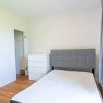  appartement avec 5 chambre(s) en location à Sherbrooke