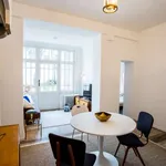 Huur 1 slaapkamer appartement van 55 m² in brussels