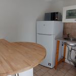 Appartement de 28 m² avec 2 chambre(s) en location à SIMIANE