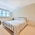 Rent 5 bedroom house in South East England