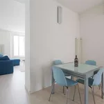 Rent 2 bedroom apartment of 85 m² in milan