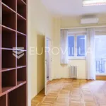 Najam 4 spavaće sobe stan od 178 m² u Zagreb