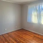 Rent 3 bedroom house in Nowra