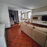 Affitto 3 camera casa di 99 m² in Padova