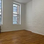 Rent 2 bedroom apartment in Manhattan