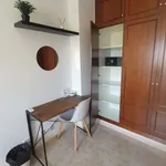 Rent a room of 240 m² in barcelona