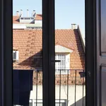 Rent a room of 170 m² in lisbon