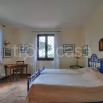 Rent 12 bedroom house of 773 m² in Rignano Flaminio