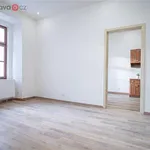 Pronajměte si 3 ložnic/e byt o rozloze 77 m² v Znojmo