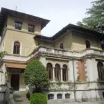 Rent 8 bedroom house of 350 m² in Varese