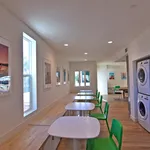 Rent 18 bedroom house in Los Angeles