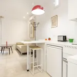 Rent 2 bedroom apartment of 45 m² in Madrid