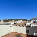 Cosy 3 bedroom flat for short term rent located within walking distance of Plaza Major in Pollensa