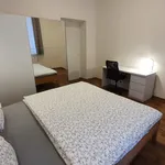 Pronajměte si 2 ložnic/e byt o rozloze 60 m² v Prague