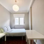 Rent a room in lisbon