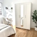 Rent a room of 90 m² in Murcia