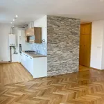 Pronajměte si 2 ložnic/e byt o rozloze 58 m² v Duchcov