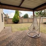 Rent 3 bedroom apartment of 125 m² in Pretoria