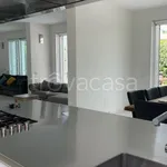 Rent 7 bedroom house of 185 m² in Massa