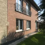 Huur 4 slaapkamer huis van 612 m² in Leeuwergem