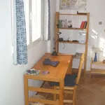 Rent a room in Granada']