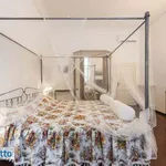 Rent 4 bedroom apartment of 150 m² in Florence