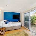 Rent 3 bedroom flat in Brighton Marina