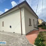 Rent 4 bedroom house of 90 m² in Arezzo