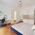 Rent a room in lisbon