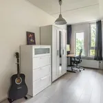 Huur 4 slaapkamer appartement van 86 m² in Hoofddorppleinbuurt