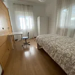 Rent 4 bedroom apartment in Lisbon