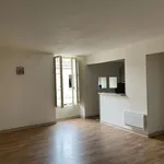 Appartement de 72 m² avec 3 chambre(s) en location à Fontenay-le-Comte