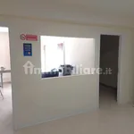 Affitto 5 camera appartamento di 200 m² in Agrigento