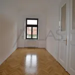 Pronajměte si 2 ložnic/e byt o rozloze 63 m² v Prague