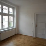 Rent 3 bedroom apartment in Praha 3