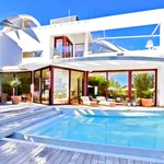 Rent 7 bedroom house of 1000 m² in Marbella