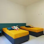 Rent a room in milan