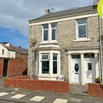 Rent 3 bedroom flat in North East England