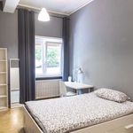 Rent a room of 100 m² in Roma