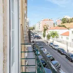 Rent a room in lisbon