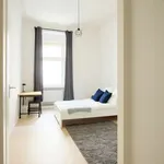 Rent 1 bedroom apartment of 36 m² in Berlin