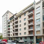 Rent 3 bedroom apartment in Turin